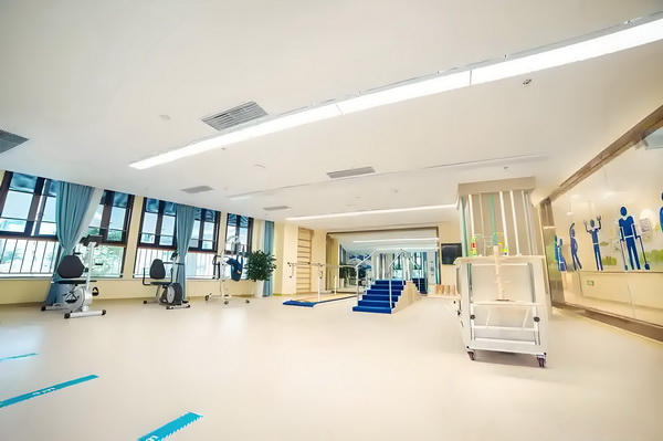 深圳市入户积分表_丁子朗認TVB劇集的確開少咗，放眼世界：唔係淨係得敞台 下邹新男如何某的友教训商量